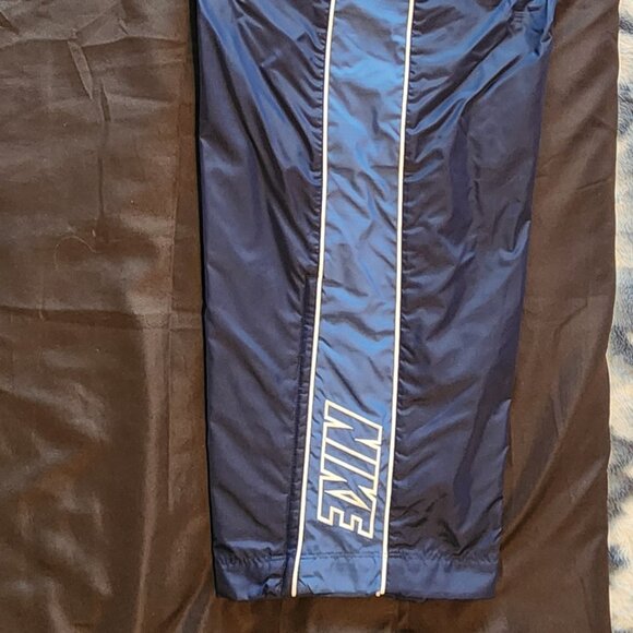 Nike Sweatsuit - Picture 6 of 10